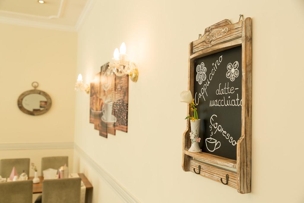 Hotel Cosima Vaterstetten Ngoại thất bức ảnh